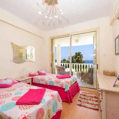 Villa Kapparis Palms *