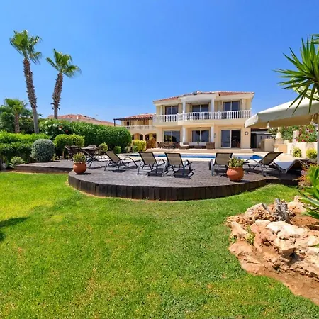 Kapparis Palms Villa Paralimni